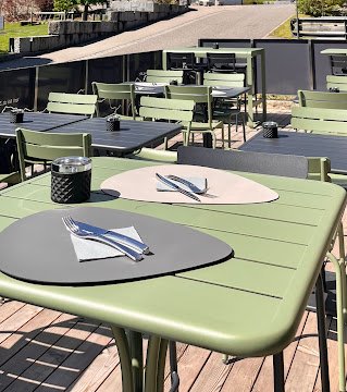 Un écrin entre bois et montagnes